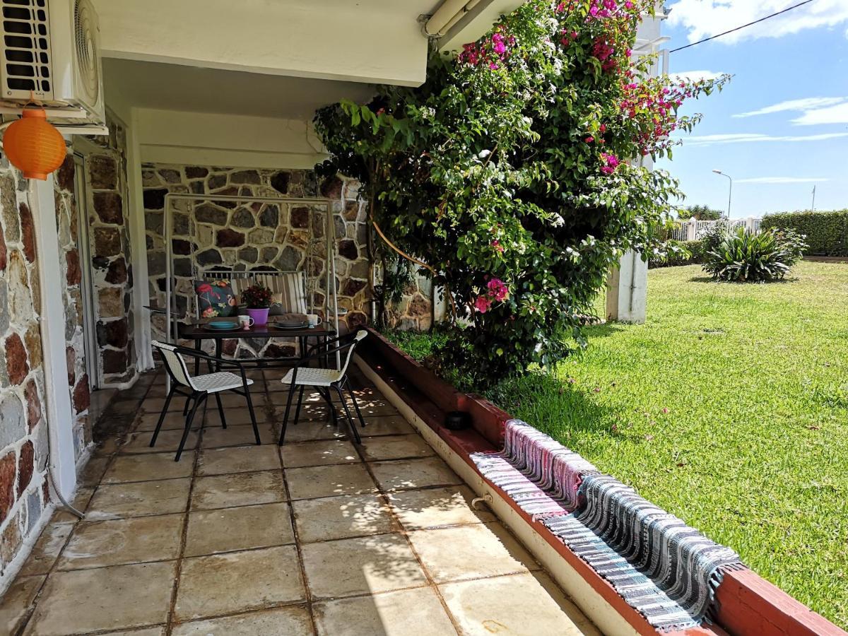 Sea&Sun Glyfada Apartment เอเธนส์ ภายนอก รูปภาพ