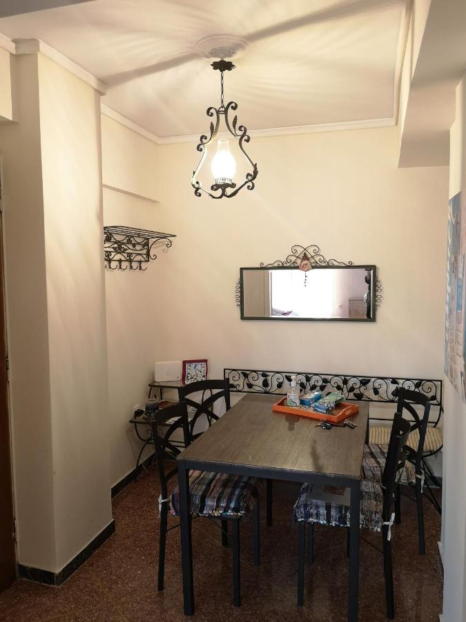 Sea&Sun Glyfada Apartment เอเธนส์ ภายนอก รูปภาพ