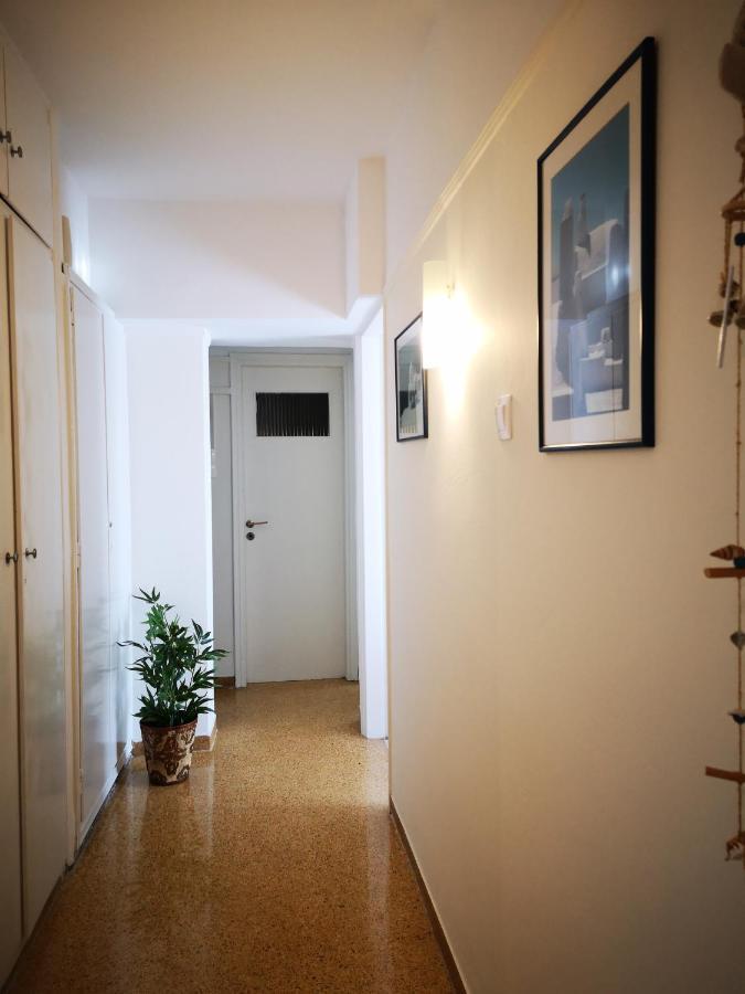 Sea&Sun Glyfada Apartment เอเธนส์ ภายนอก รูปภาพ